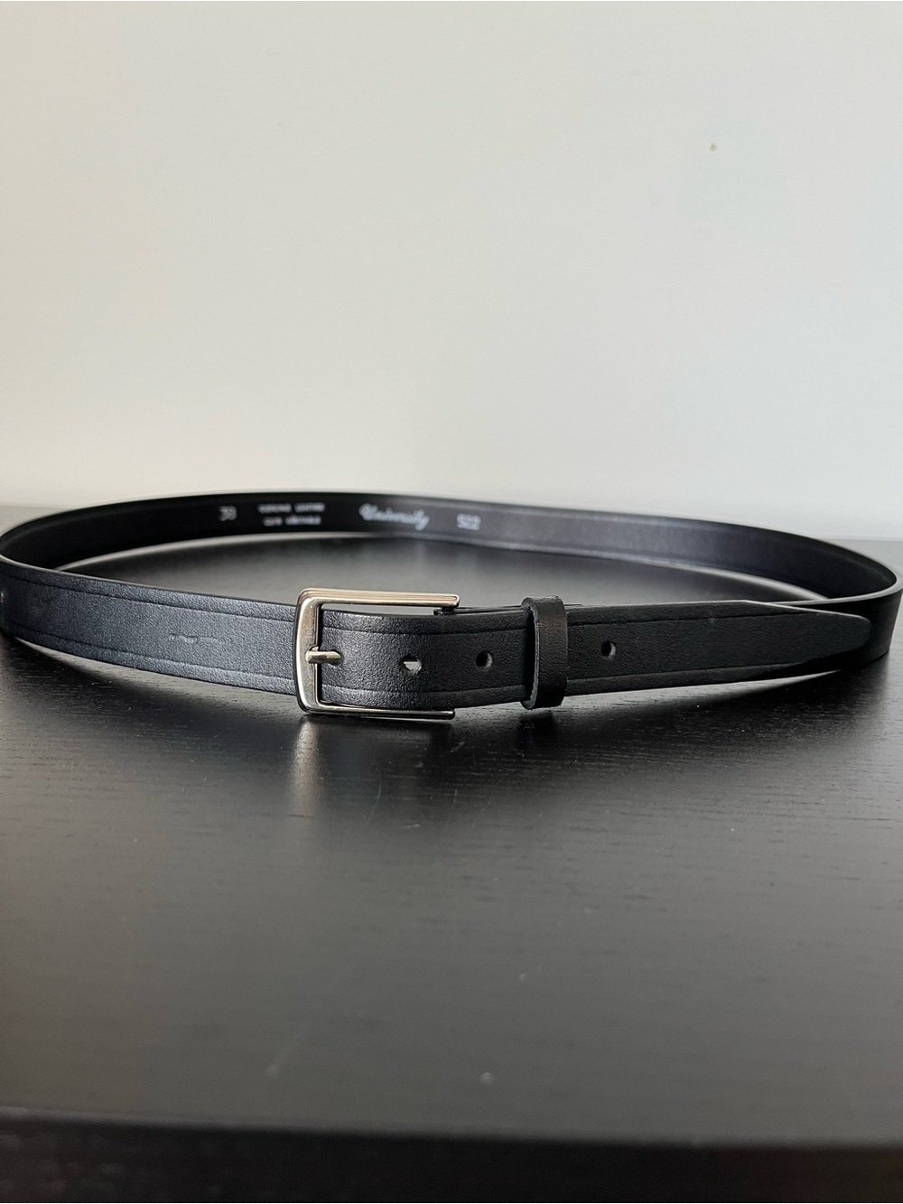 University Classic Black Leather Men's Belt with Silver Buckle size 38